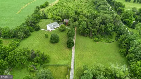 View/Area - 19930 White Ground Rd, Boyds, MD 20841 photo 2 of 4