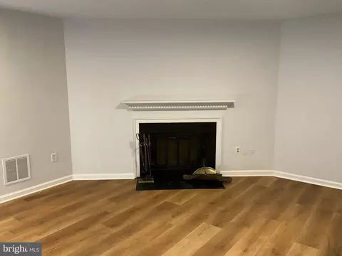 Living - 14216 Catamount Ct, Silver Spring, MD 20906 photo 4 of 5