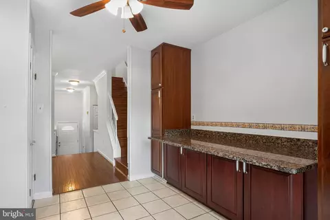 Entry Way - 14216 Catamount Ct, Silver Spring, MD 20906 photo 6 of 14
