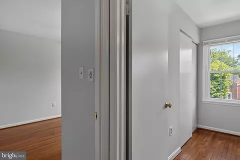 Entry Way - 14216 Catamount Ct, Silver Spring, MD 20906 photo 14 of 14