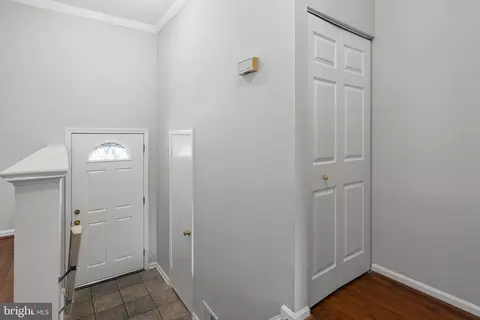 Entry Way - 14216 Catamount Ct, Silver Spring, MD 20906 photo 12 of 14