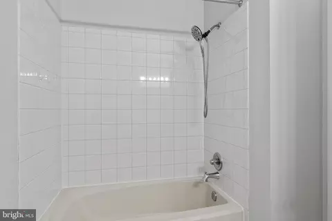 Bath - 14216 Catamount Ct, Silver Spring, MD 20906 photo 4 of 4