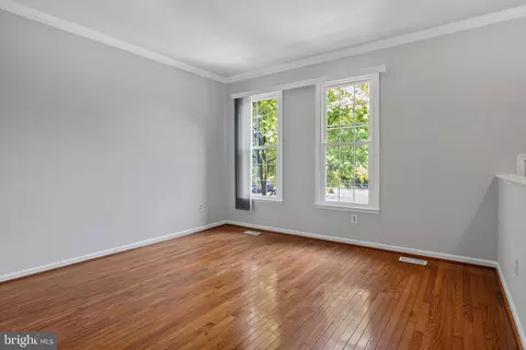 Living - 14216 Catamount Ct, Silver Spring, MD 20906 photo 4 of 9