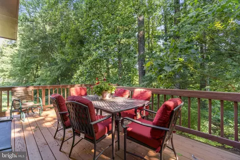 Exterior - 1647 Hugo Cir, Silver Spring, MD 20906 photo 3 of 5