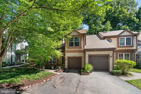 1647 Hugo Cir, Silver Spring, MD 20906