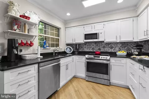 Kitchen - 1647 Hugo Cir, Silver Spring, MD 20906 photo 2 of 3