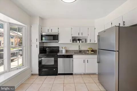 Kitchen - 2116 Bucknell Ter #35, Silver Spring, MD 20902 photo 1 of 1