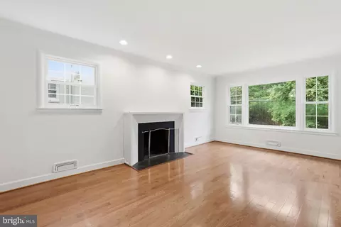 Living - 9706 Dameron Dr, Silver Spring, MD 20910 photo 1 of 2