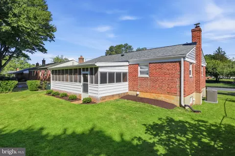 Exterior - 908 Gabel St, Silver Spring, MD 20901 photo 7 of 7