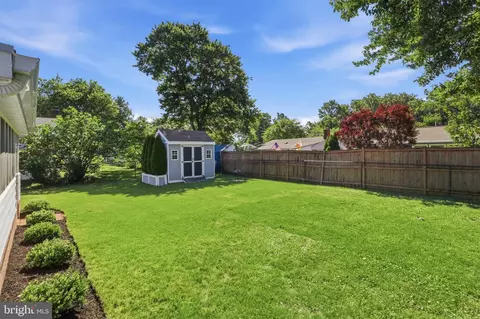 Exterior - 908 Gabel St, Silver Spring, MD 20901 photo 4 of 7