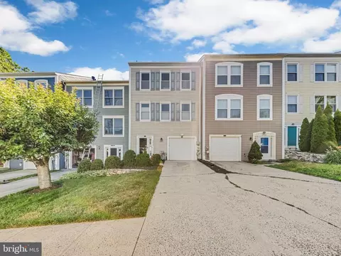 20422 Sunbright Ln, Germantown, MD 20874