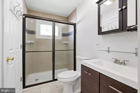Bath - 12000 Selfridge Rd, Silver Spring, MD 20906 photo 1 of 1