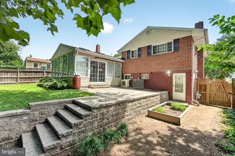 Exterior - 10202 Leslie St, Silver Spring, MD 20902 photo 6 of 8
