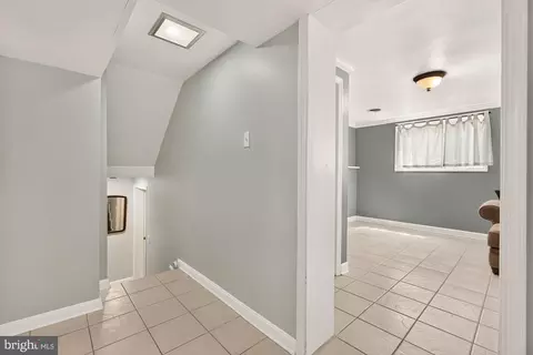 Entry Way - 10202 Leslie St, Silver Spring, MD 20902 photo 5 of 5