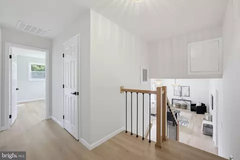 Entry Way - 12718 Eldrid Pl, Silver Spring, MD 20904 photo 2 of 4