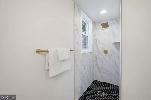 Bath - 12718 Eldrid Pl, Silver Spring, MD 20904 photo 5 of 5