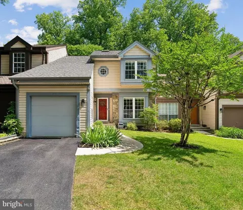 25 Tivoli Lake Ct, Silver Spring, MD 20906