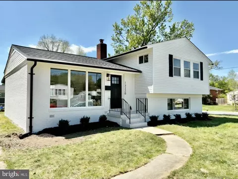 Exterior - 13220 Holdridge Rd, Silver Spring, MD 20906 photo 3 of 6