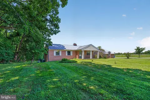 Other - 22300 Peach Tree Rd, Boyds, MD 20841 photo 2 of 11