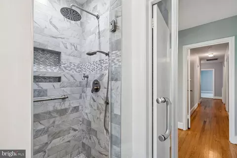 Entry Way - 1018 Mcceney Ave, Silver Spring, MD 20901 photo 13 of 15