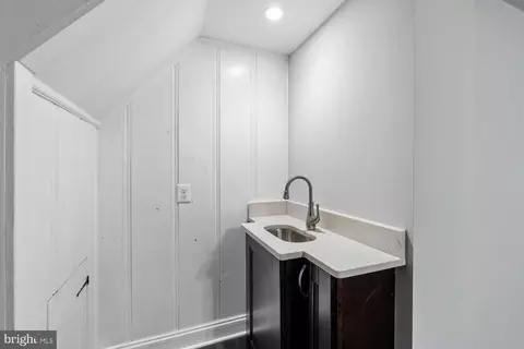 Entry Way - 1018 Mcceney Ave, Silver Spring, MD 20901 photo 14 of 15