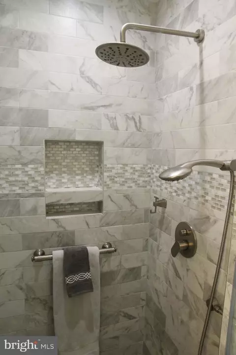 Bath - 1018 Mcceney Ave, Silver Spring, MD 20901 photo 4 of 7
