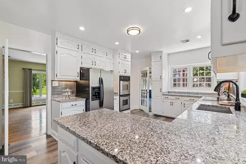 Kitchen - 1018 Mcceney Ave, Silver Spring, MD 20901 photo 3 of 7