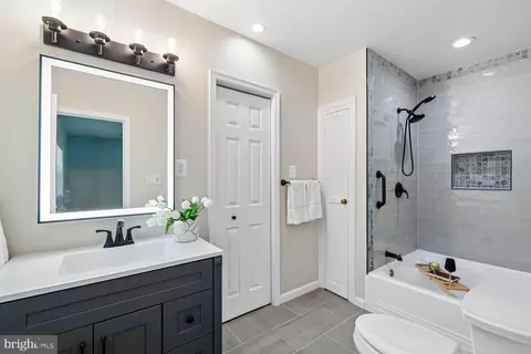 Bath - 1018 Mcceney Ave, Silver Spring, MD 20901 photo 1 of 14