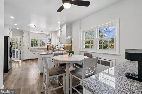 Kitchen - 1018 Mcceney Ave, Silver Spring, MD 20901 photo 5 of 7
