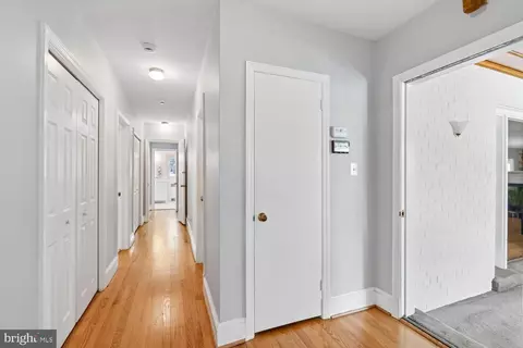 Entry Way - 1018 Mcceney Ave, Silver Spring, MD 20901 photo 10 of 15