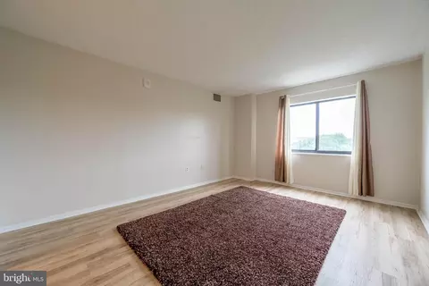 Living - 15101 Interlachen Dr #1-924, Silver Spring, MD 20906 photo 8 of 8
