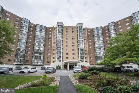 15101 Interlachen Dr #1-924, Silver Spring, MD 20906