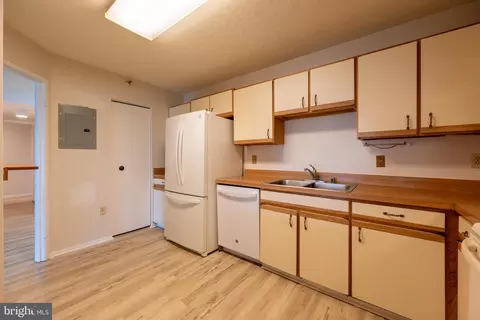 Other - 15101 Interlachen Dr #1-924, Silver Spring, MD 20906 photo 3 of 7