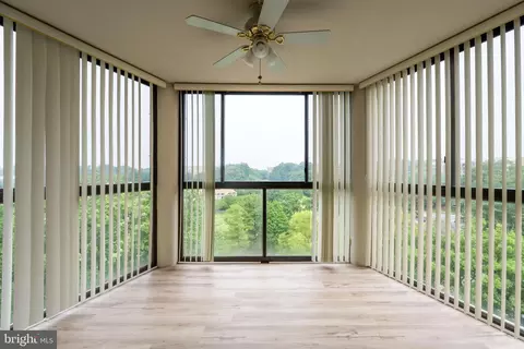 Living - 15101 Interlachen Dr #1-924, Silver Spring, MD 20906 photo 5 of 8