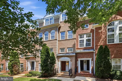 13607 Dover Clfs #13607, Germantown, MD 20874