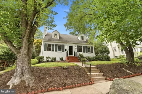Exterior - 9404 Worth Ave, Silver Spring, MD 20901 photo 4 of 12