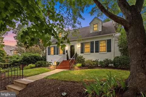 Exterior - 9404 Worth Ave, Silver Spring, MD 20901 photo 5 of 12