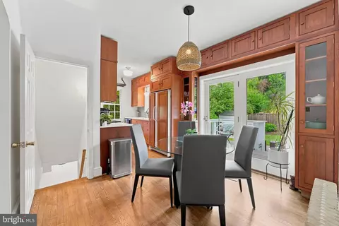 Dining - 9404 Worth Ave, Silver Spring, MD 20901 photo 3 of 7