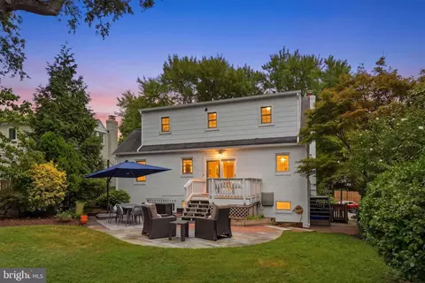 Exterior - 9404 Worth Ave, Silver Spring, MD 20901 photo 7 of 12