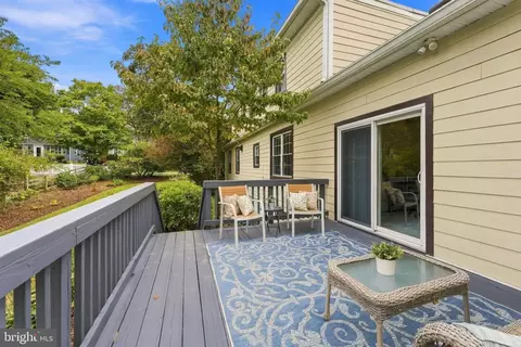 Exterior - 9318 Worth Ave, Silver Spring, MD 20901 photo 6 of 17