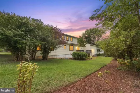 Exterior - 9318 Worth Ave, Silver Spring, MD 20901 photo 17 of 17