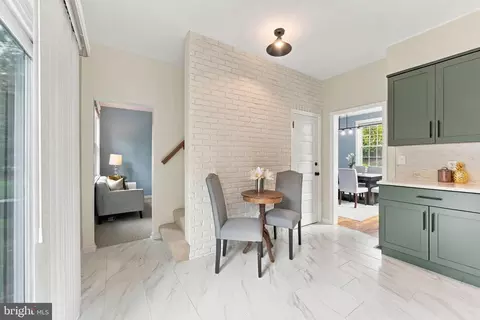 Entry Way - 9318 Worth Ave, Silver Spring, MD 20901 photo 2 of 7