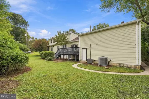 Exterior - 9318 Worth Ave, Silver Spring, MD 20901 photo 14 of 17