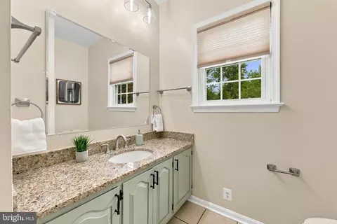 Bath - 9318 Worth Ave, Silver Spring, MD 20901 photo 2 of 3