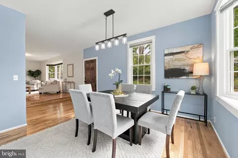 Dining - 9318 Worth Ave, Silver Spring, MD 20901 photo 3 of 4