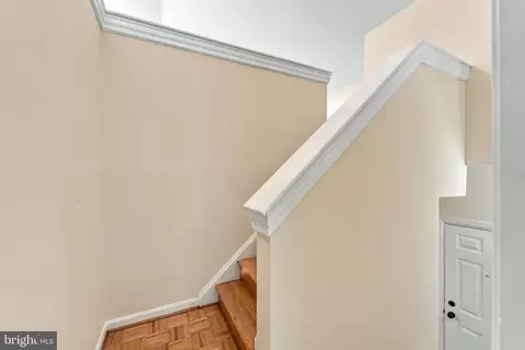 Entry Way - 9318 Worth Ave, Silver Spring, MD 20901 photo 5 of 7