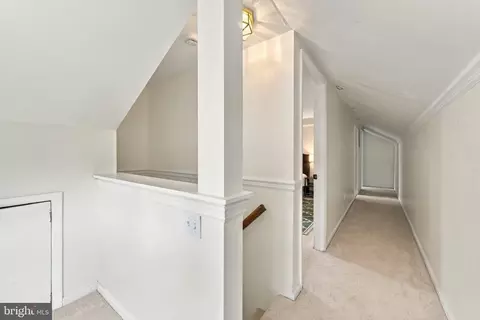 Entry Way - 9318 Worth Ave, Silver Spring, MD 20901 photo 4 of 7