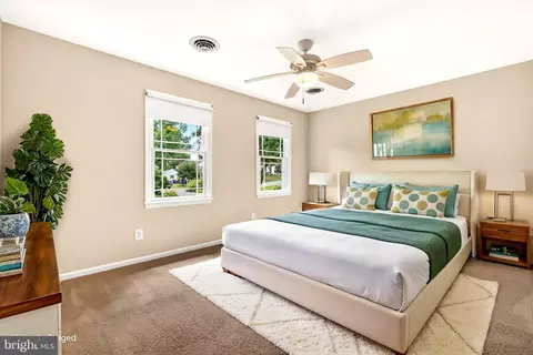 Bedroom - 19613 Bodmer Ave, Poolesville, MD 20837 photo 3 of 4