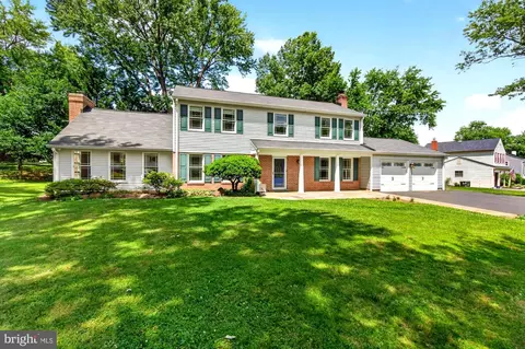 Exterior - 19613 Bodmer Ave, Poolesville, MD 20837 photo 2 of 11