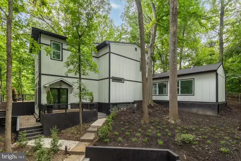 811 Sligo Creek Pkwy, Takoma Park, MD 20912
